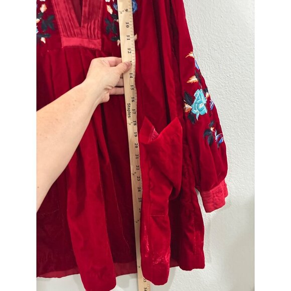 Free People red velvet Womens dress size xs boxy embroidered flowers - Picture 7 of 8